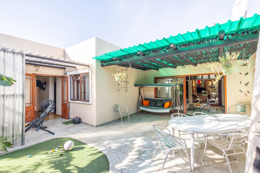 3 Bedroom Property for Sale in Belhar Western Cape